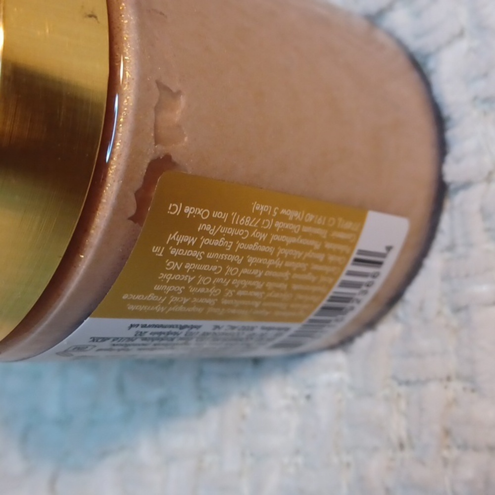 Truly Golden Glaze Shimmer Body Butter - Picture 4 of 6